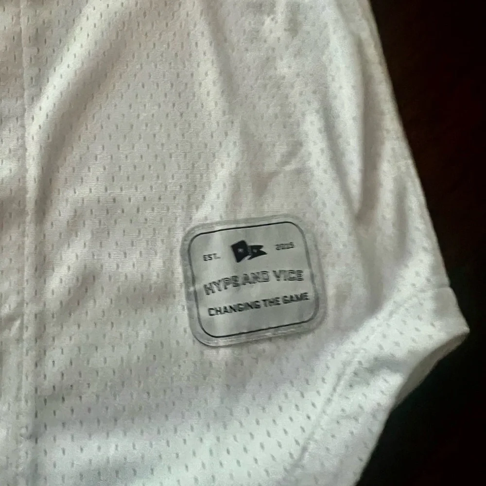 Indiana Hoosiers Hype and Vice Women’s Small Baseball Jersey – White – NWT - Picture 4 of 6